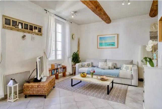 Pimms Apartment อองทีบส์ ภายนอก รูปภาพ