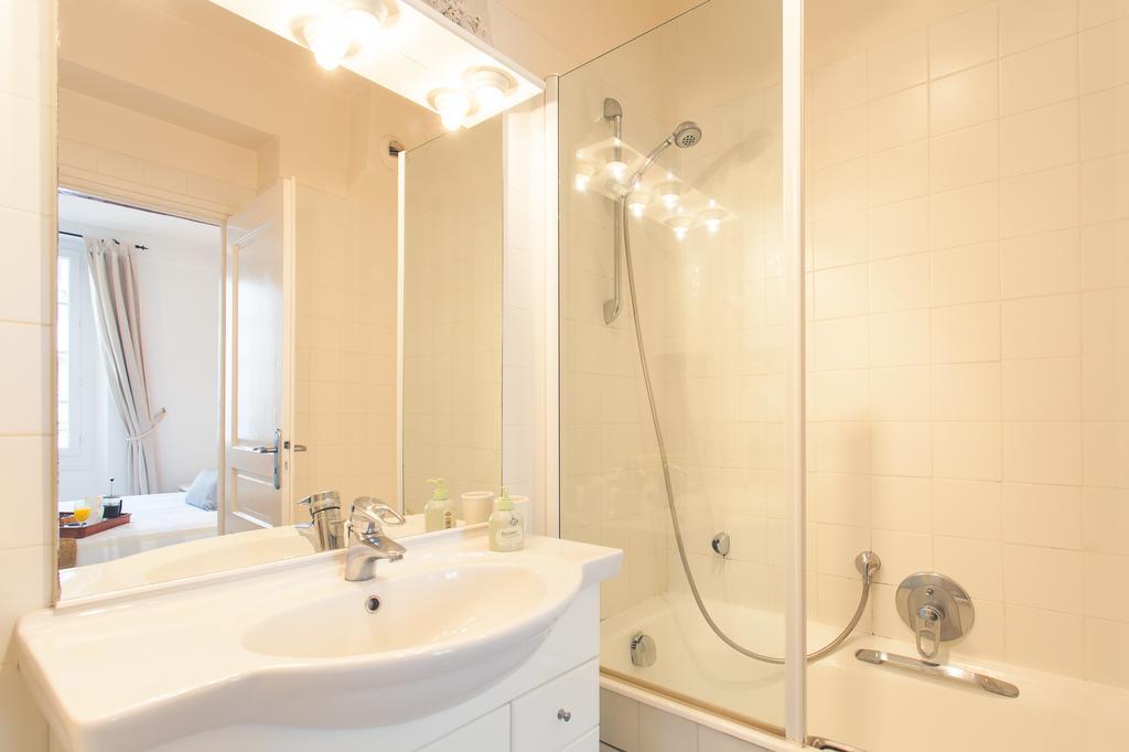 Pimms Apartment อองทีบส์ ภายนอก รูปภาพ